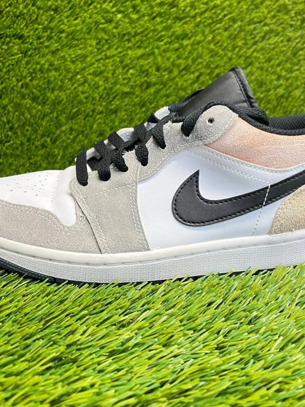 Nike Air Jordan 1 Low Flight Club Mens Size 8 White Gray Athletic Shoes Sneakers